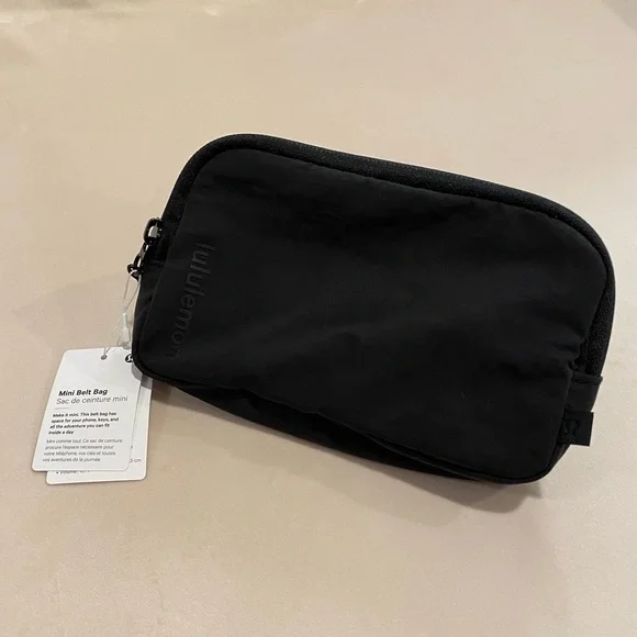 NWT! Lululemon MINI BELT BAG in Black - Picture 9 of 13